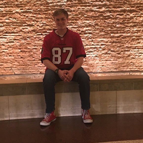 Meet your Posher, Jesse - Picture 1 of 1